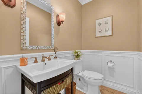 $1,350,000 | 75 Kensington Lane, Yorktown Heights, NY 10598