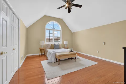 $1,350,000 | 75 Kensington Lane, Yorktown Heights, NY 10598