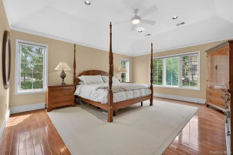 $1,350,000 | 75 Kensington Lane, Yorktown Heights, NY 10598