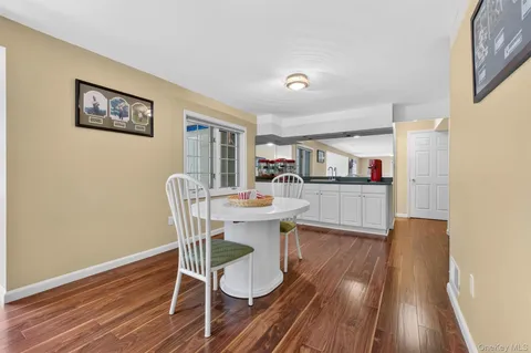 $1,350,000 | 75 Kensington Lane, Yorktown Heights, NY 10598