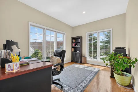 $1,350,000 | 75 Kensington Lane, Yorktown Heights, NY 10598