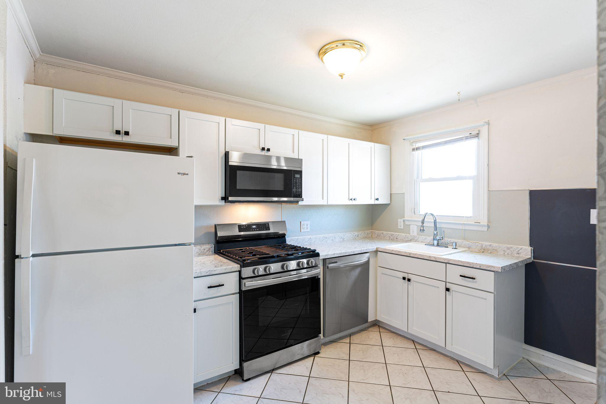 10 Raleigh Court New Castle, DE 19720 - Photo 9 of 31 Kitchen