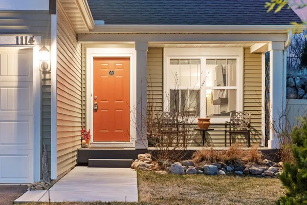 $499,900 | 1114 Meadow Lane, Waconia, MN 55387