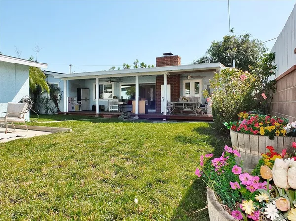 $995,000 | 6151 East Wentworth Street, Long Beach, CA 90815