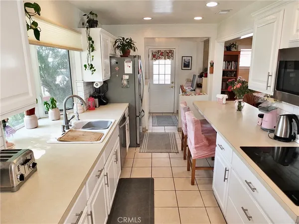 $995,000 | 6151 East Wentworth Street, Long Beach, CA 90815