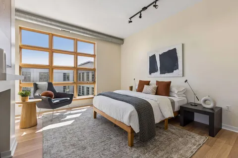 $495,000 | 2845 Colfax Avenue South, Unit W402, Minneapolis, MN 55408
