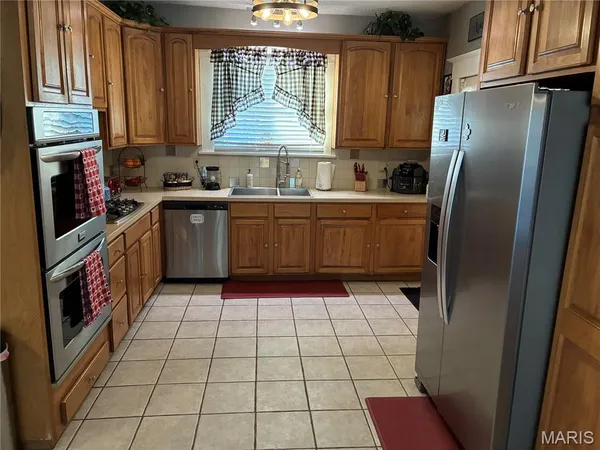 $275,000 | 615 Grigg Street, Greenville, IL 62246