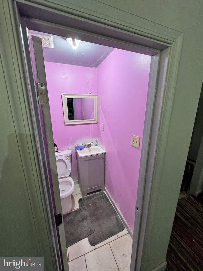 1411 North Rosedale Street Baltimore, MD 21216 - Photo 4 of 53 powder room