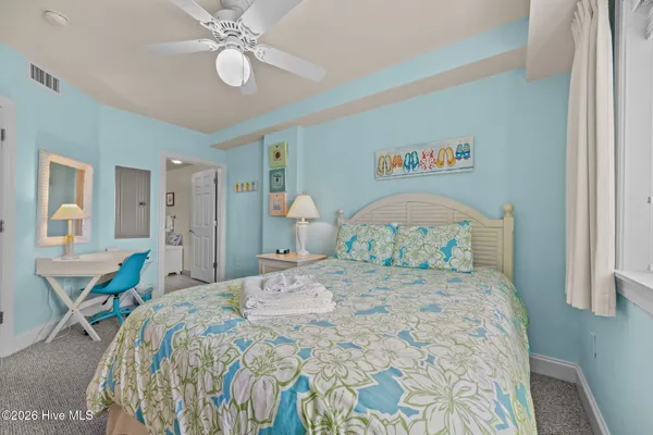 $829,000 | 100 Olde Towne Yacht Club Drive, Unit U212 A07 SLIP, Beaufort, NC 28516