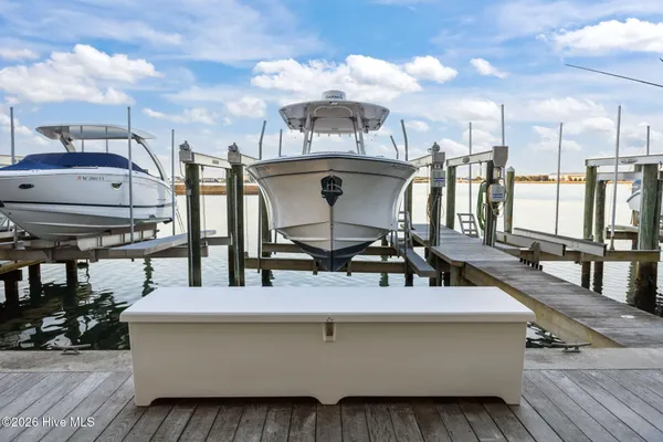 $829,000 | 100 Olde Towne Yacht Club Drive, Unit U212 A07 SLIP, Beaufort, NC 28516