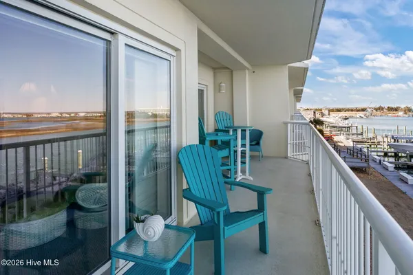 $829,000 | 100 Olde Towne Yacht Club Drive, Unit U212 A07 SLIP, Beaufort, NC 28516