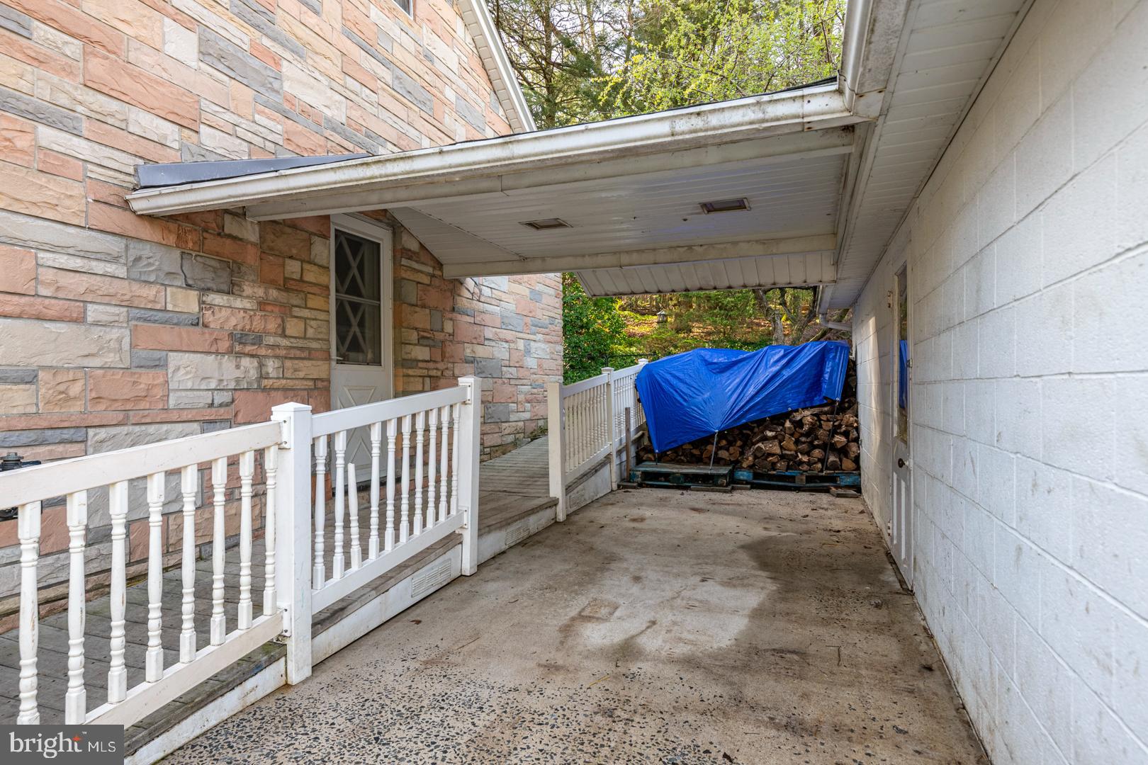 127 Molleystown Road Pine Grove, PA 17963 - Photo 4 of 31