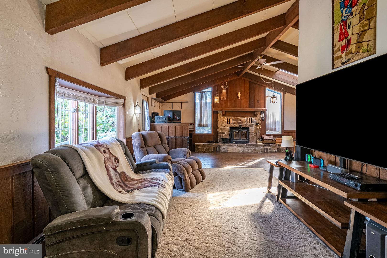 127 Molleystown Road Pine Grove, PA 17963 - Photo 8 of 31