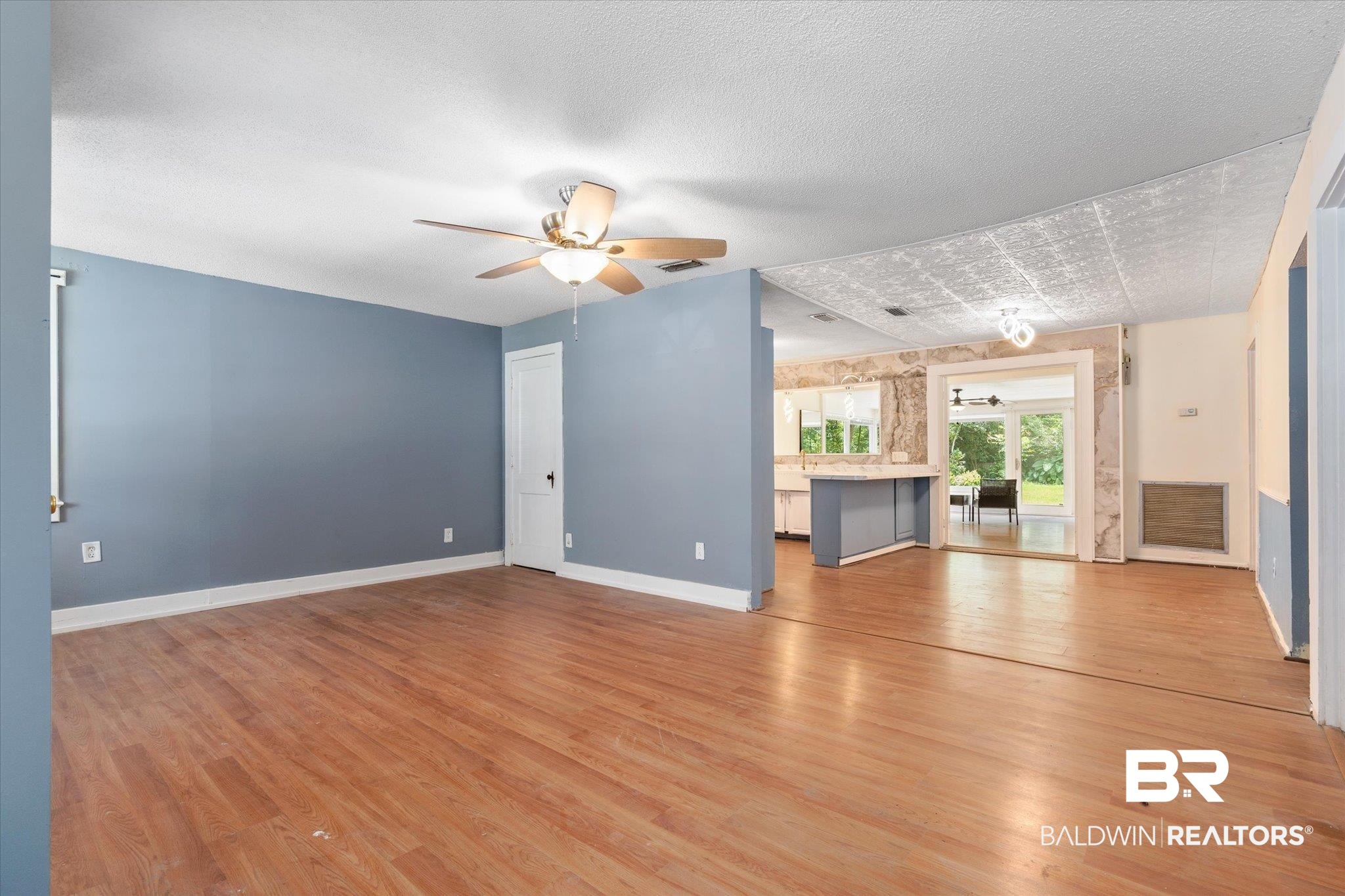270 Siena Vista Street Mobile, AL 36607 - Photo 4 of 23