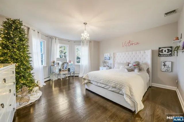 $1,389,900 | 45 Alize Drive, Butler, NJ 07405