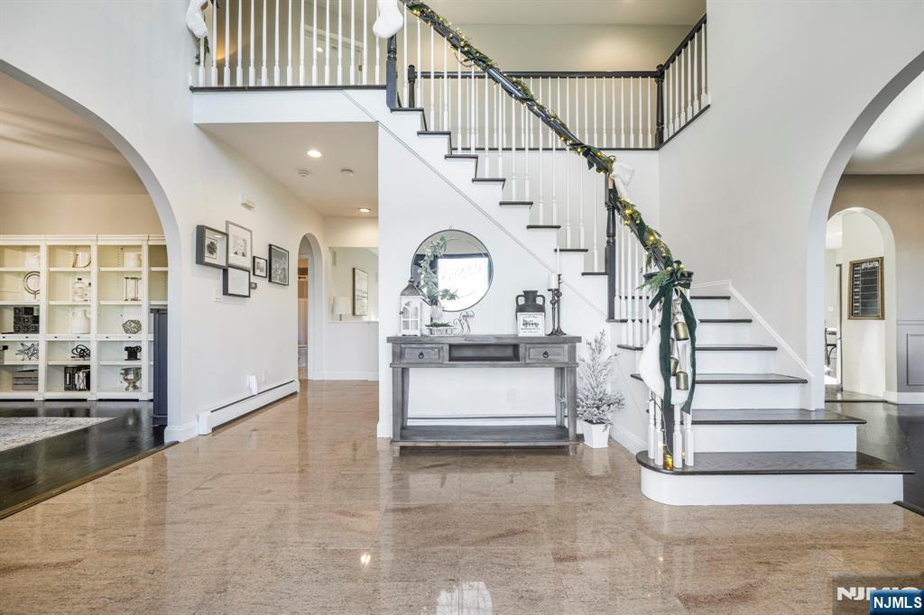 45 Alize Drive Butler, NJ 07405 - Photo 3 of 49