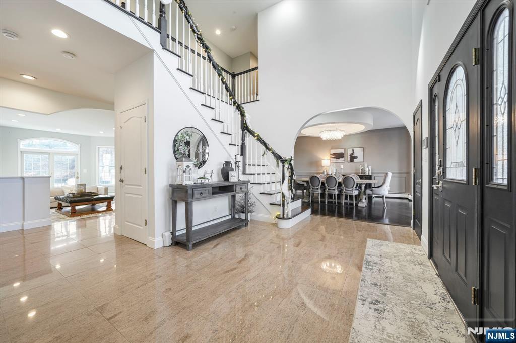 45 Alize Drive Butler, NJ 07405 - Photo 4 of 49