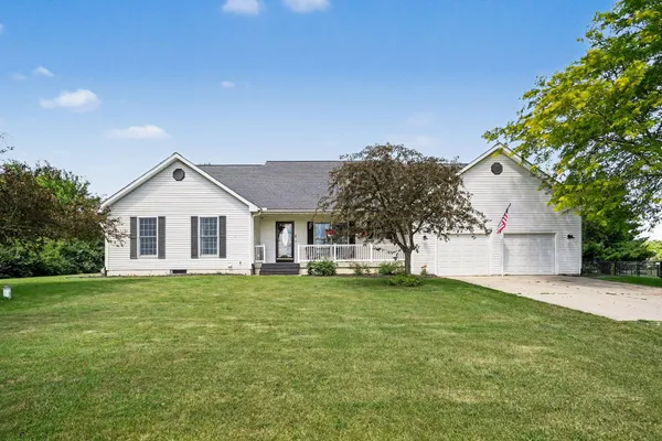 $375,000 | 10464 Hankerd Road, Pleasant Lake, MI 49272