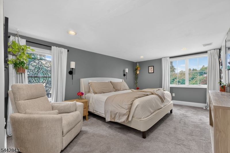 79 West Main Street Mendham, NJ 07945 - Photo 13 of 31
