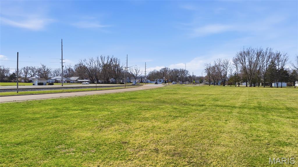530 West State Street O'Fallon, IL 62269 - Photo 10 of 12