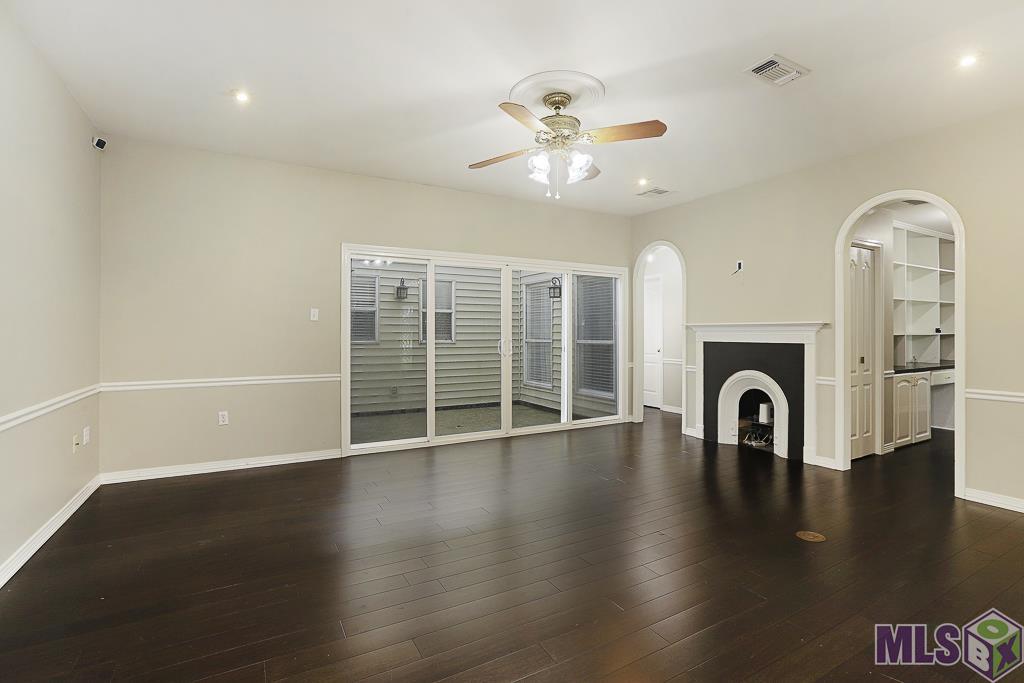 7775 Kripple K Road Denham Springs, LA 70706 - Photo 7 of 39