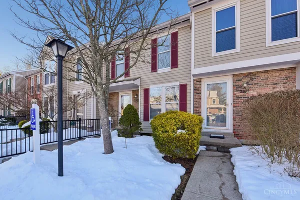 $2,100 | 3030 Stratford Court, Loveland, OH 45140