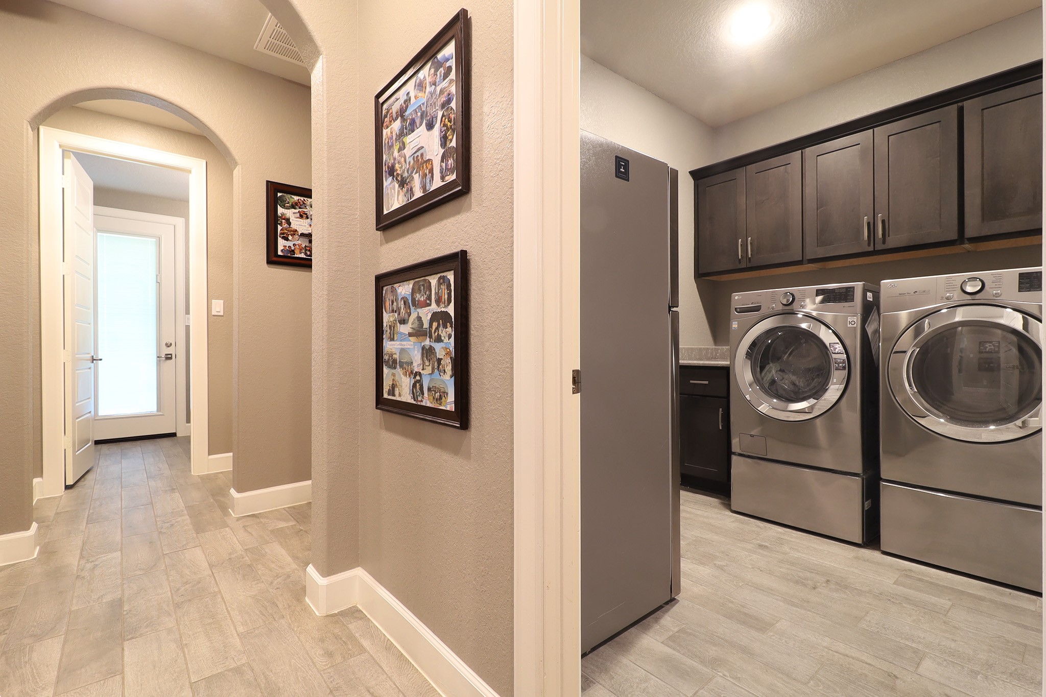 121 Red Hawk Road Huntsville, TX 77340 - Photo 31 of 48 Oversized laundry room!