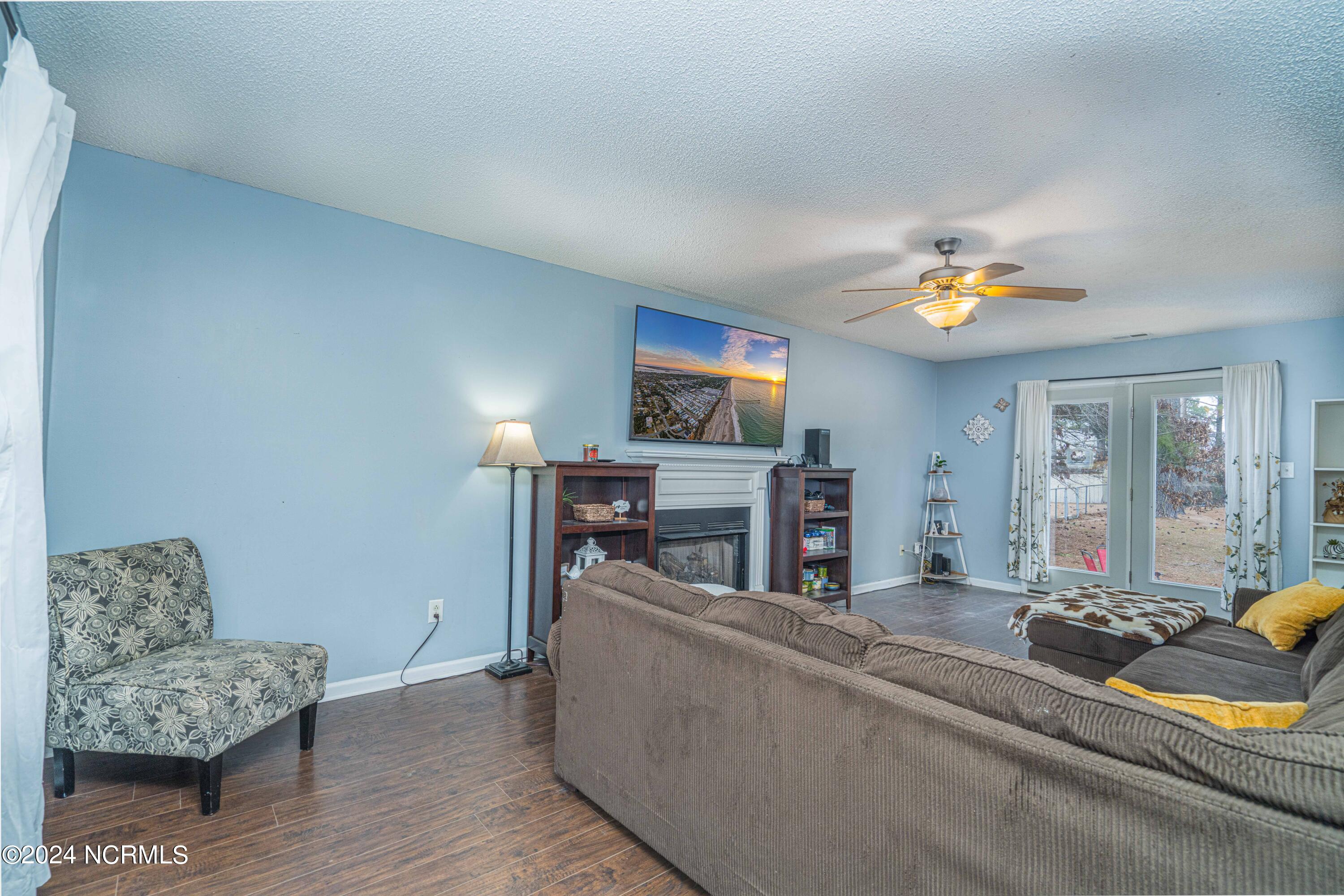 104 Coral Ridge Road Richlands, NC 28574 - Photo 15 of 33 104 coral ridge (9 of 32)