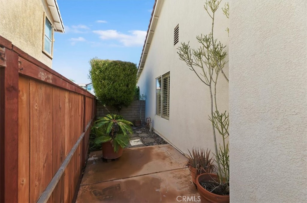 31457 Britton Circle Temecula, CA 92591 - Photo 31 of 37