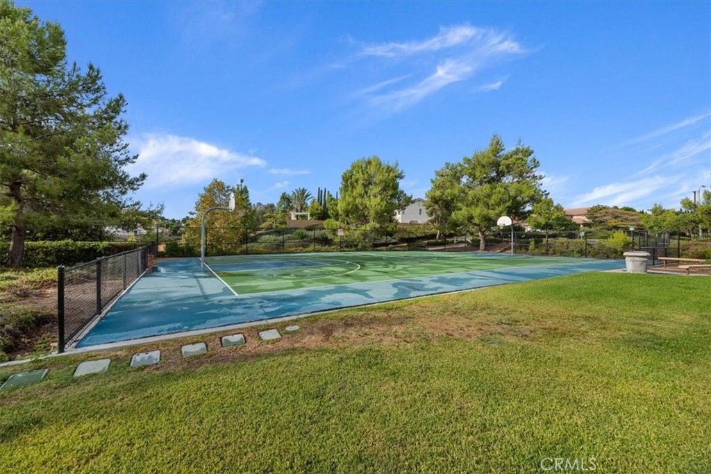 31457 Britton Circle Temecula, CA 92591 - Photo 35 of 37