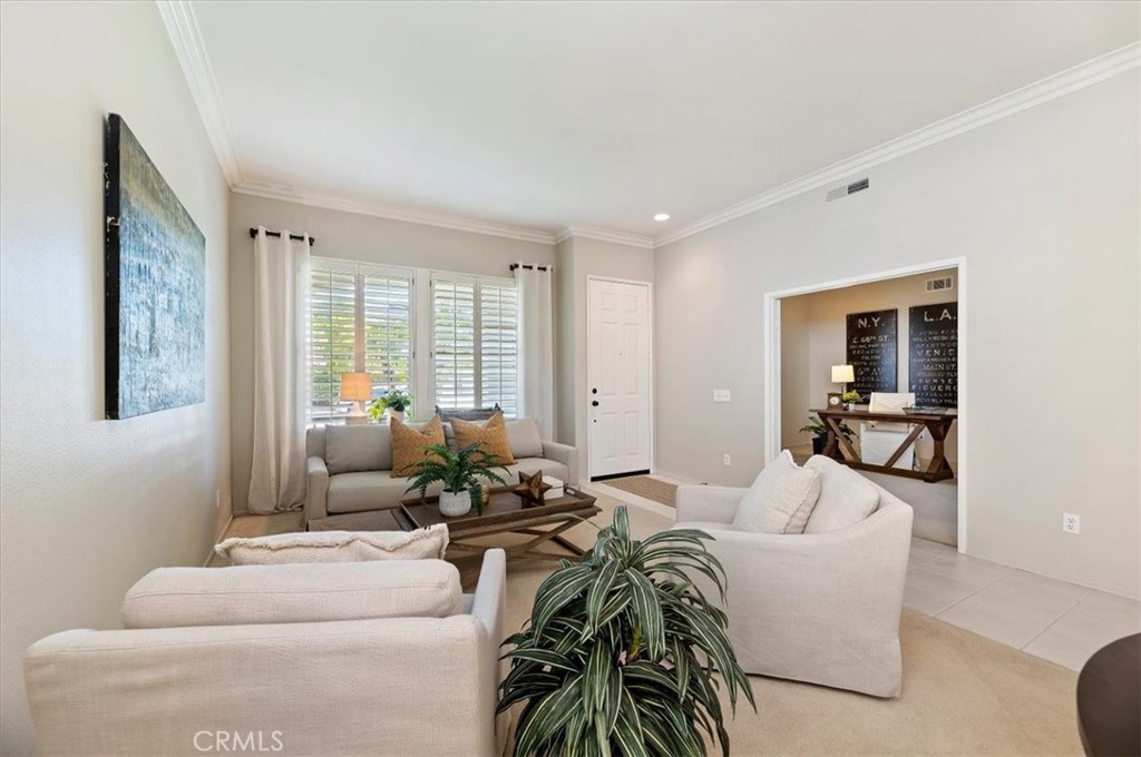 31457 Britton Circle Temecula, CA 92591 - Photo 5 of 37