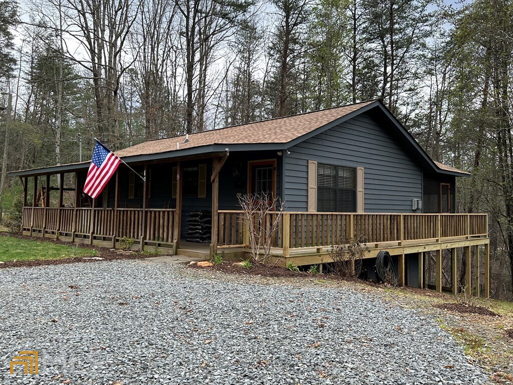 9 Tallwood Road, Unit 1 Murphy, NC 28906 - Photo 1 of 1 a house with trees in the background