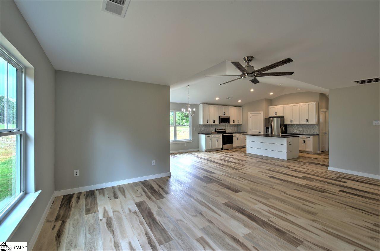 749 Meece Bridge Road Taylors, SC 29687 - Photo 13 of 36