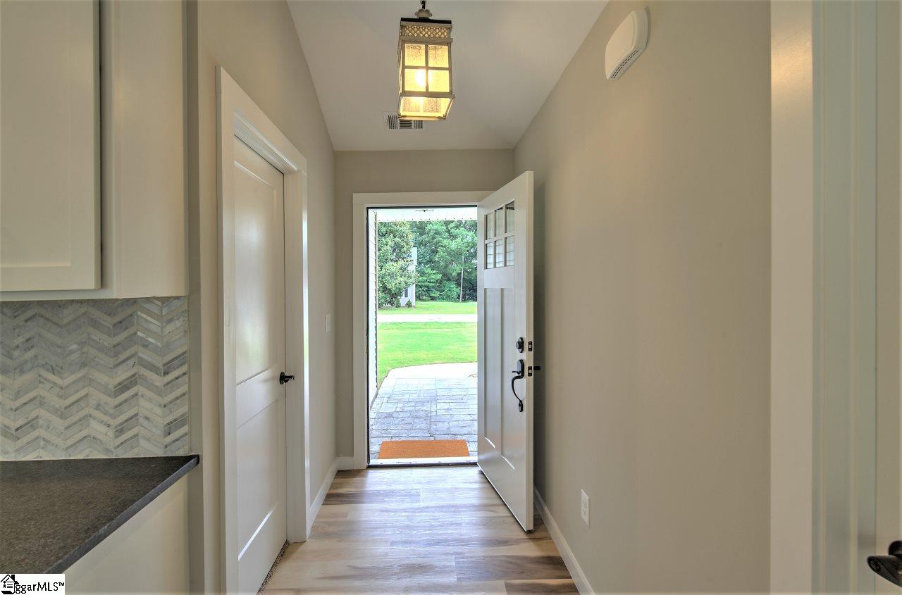 749 Meece Bridge Road Taylors, SC 29687 - Photo 5 of 36