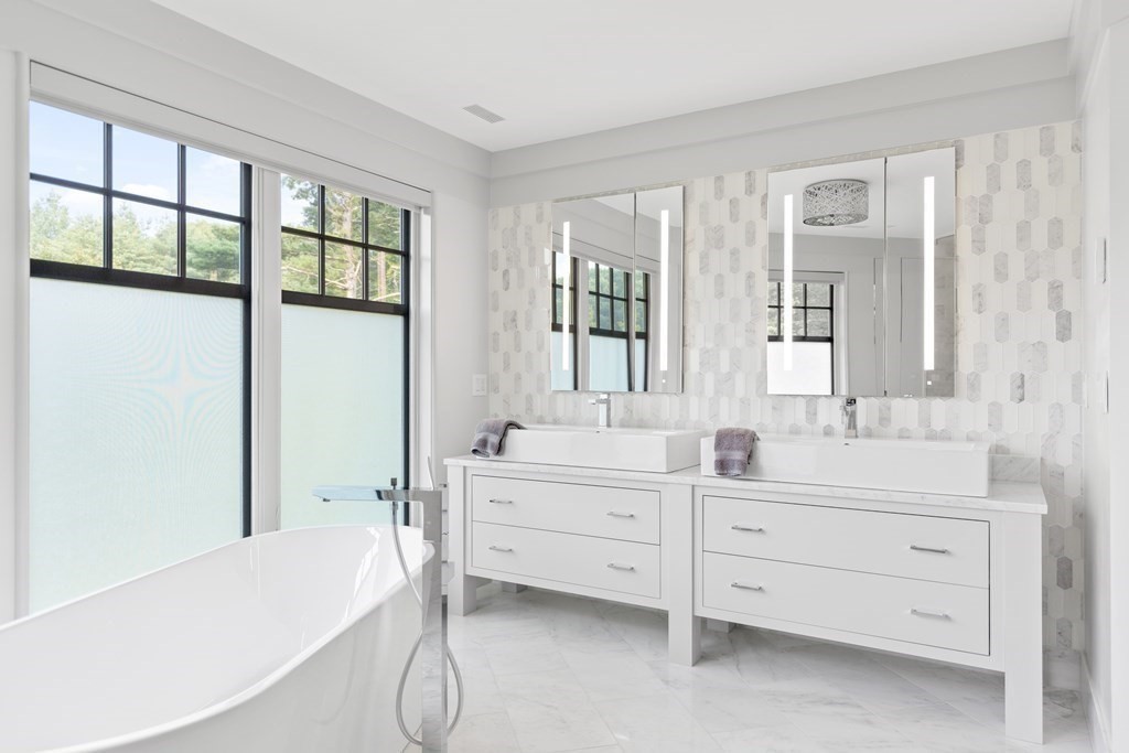 70 Laurel Road Weston, MA 02493 - Photo 26 of 42