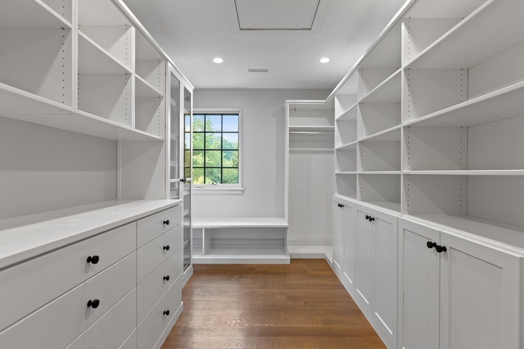 70 Laurel Road Weston, MA 02493 - Photo 28 of 42