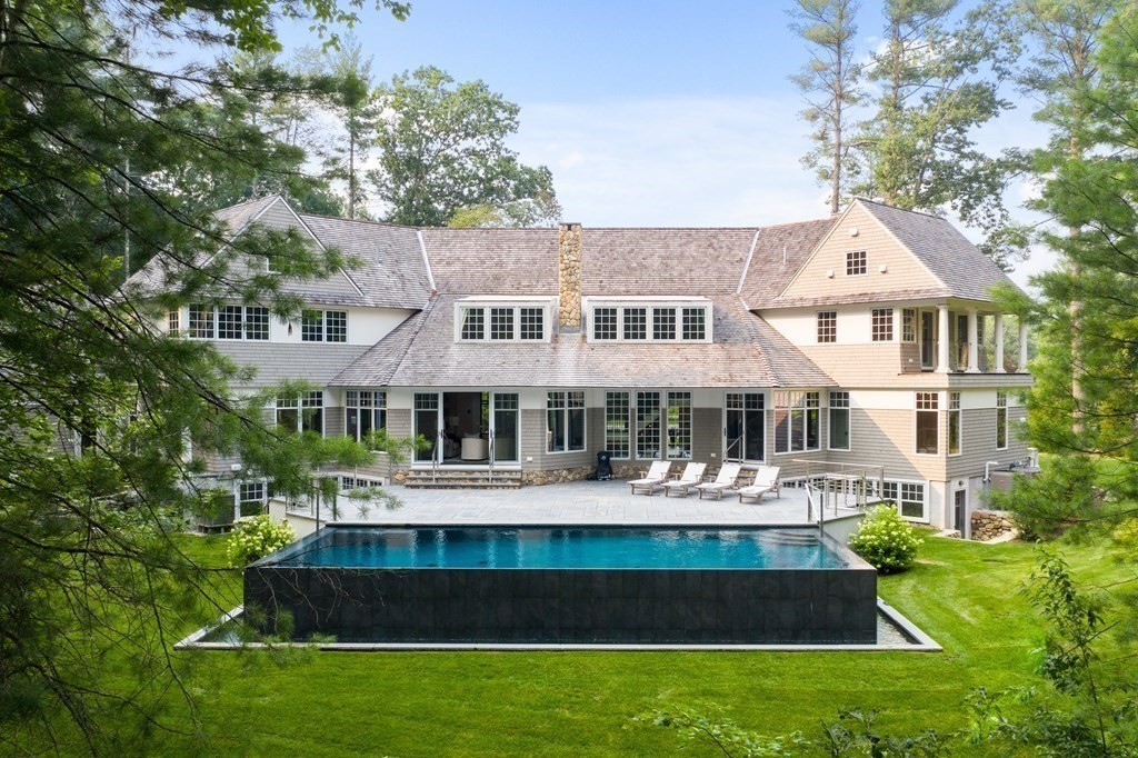 70 Laurel Road Weston, MA 02493 - Photo 5 of 42