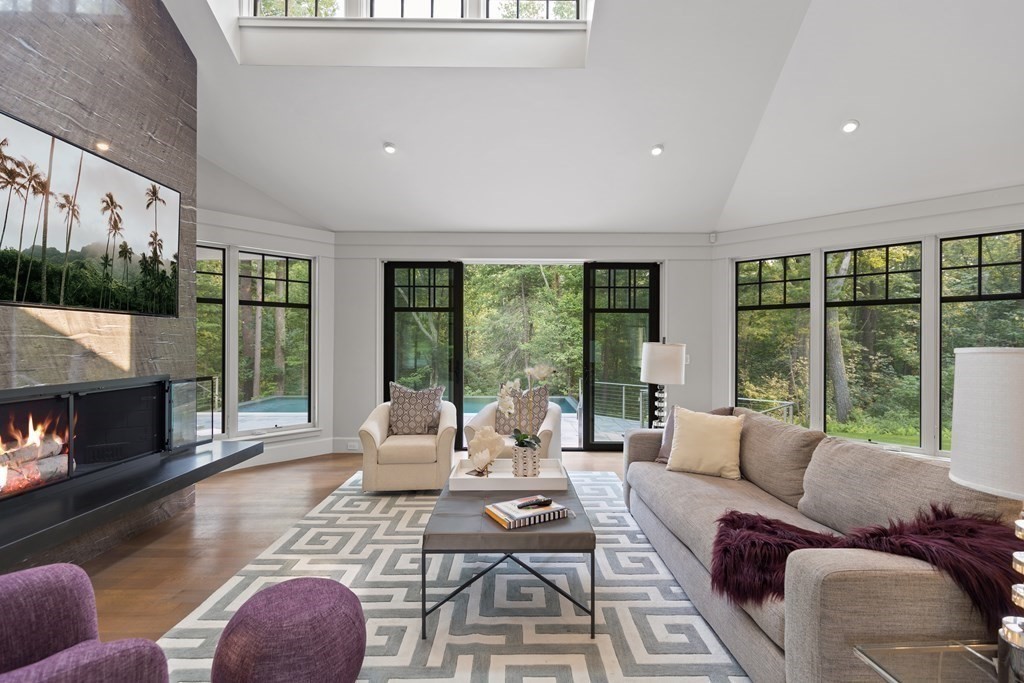 70 Laurel Road Weston, MA 02493 - Photo 9 of 42