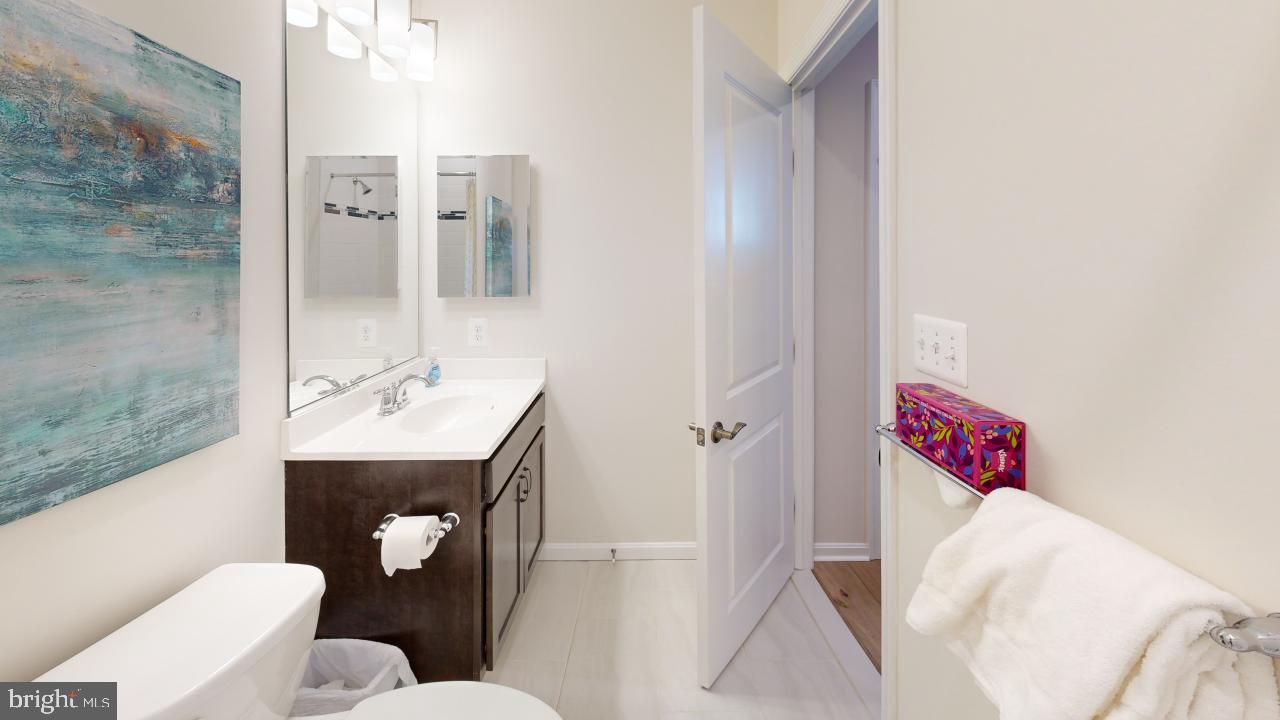 11271 Davisar Road, Unit 107 White Marsh, MD 21162 - Photo 4 of 22 FOR ILLUSTRATION ONLY - MODEL PHOTOS