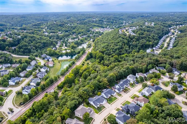 $350,000 | 1110 Kiefer Creek Road, Ballwin, MO 63021