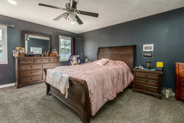 $355,000 | 1144 West Webster Street, Benton, IL 62812