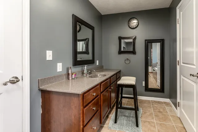 $355,000 | 1144 West Webster Street, Benton, IL 62812