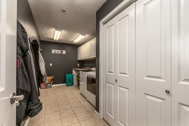 $355,000 | 1144 West Webster Street, Benton, IL 62812