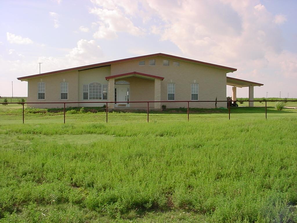 7330 West Happy West Road Happy, TX 79042 - Photo 1 of 13 Front of Home