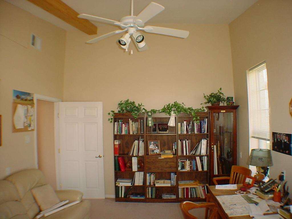 7330 West Happy West Road Happy, TX 79042 - Photo 11 of 13 Office