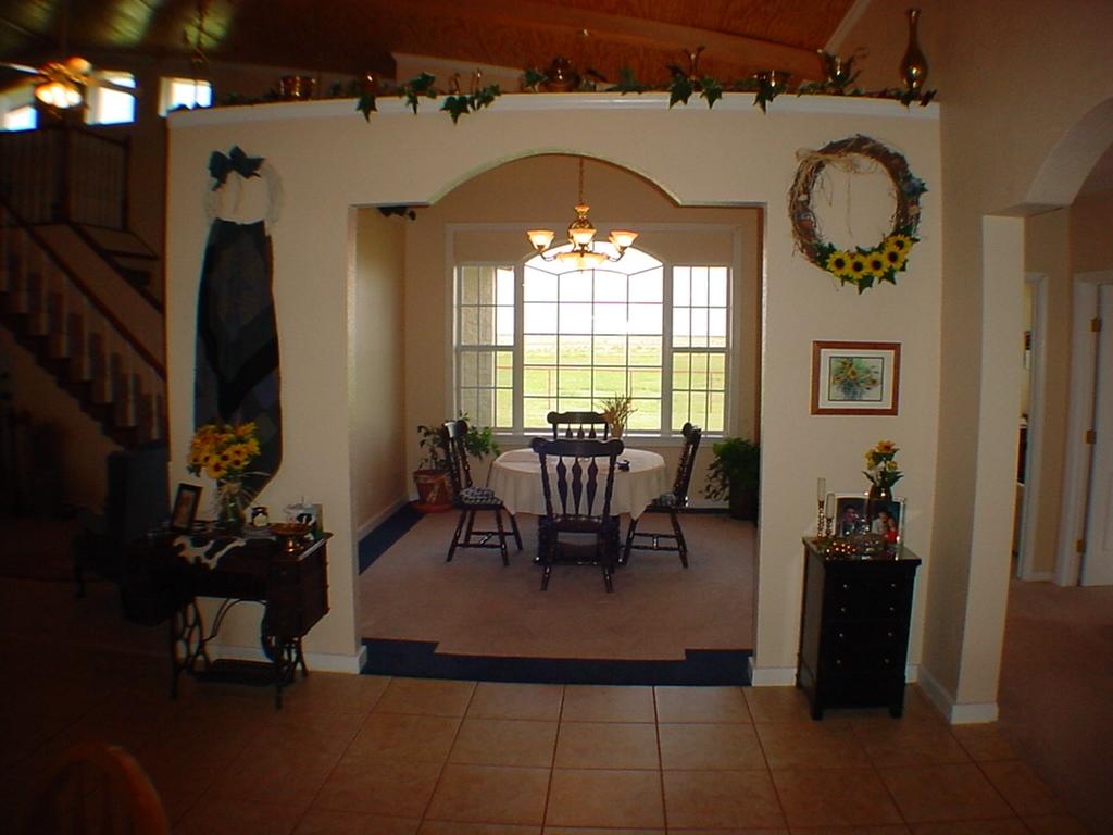 7330 West Happy West Road Happy, TX 79042 - Photo 4 of 13 Dining Room