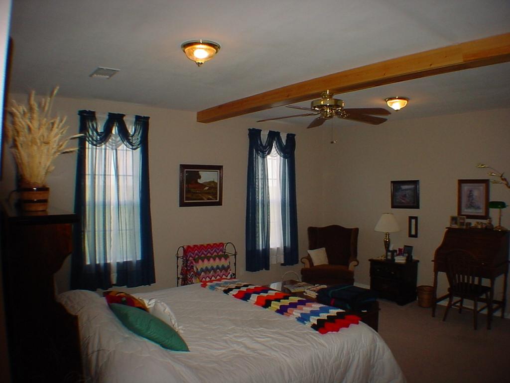 7330 West Happy West Road Happy, TX 79042 - Photo 6 of 13 Master Bedroom