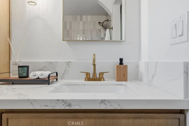 $1,299,000 | 913 Mountain View Avenue, Ojai, CA 93023