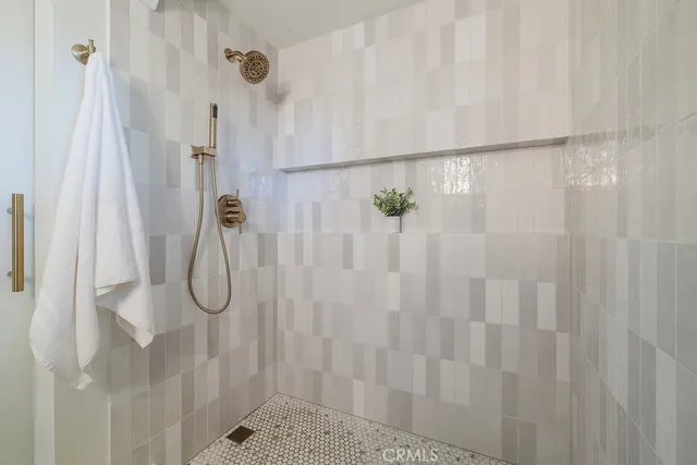 $1,299,000 | 913 Mountain View Avenue, Ojai, CA 93023