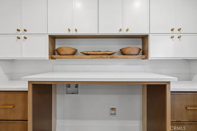 $1,299,000 | 913 Mountain View Avenue, Ojai, CA 93023